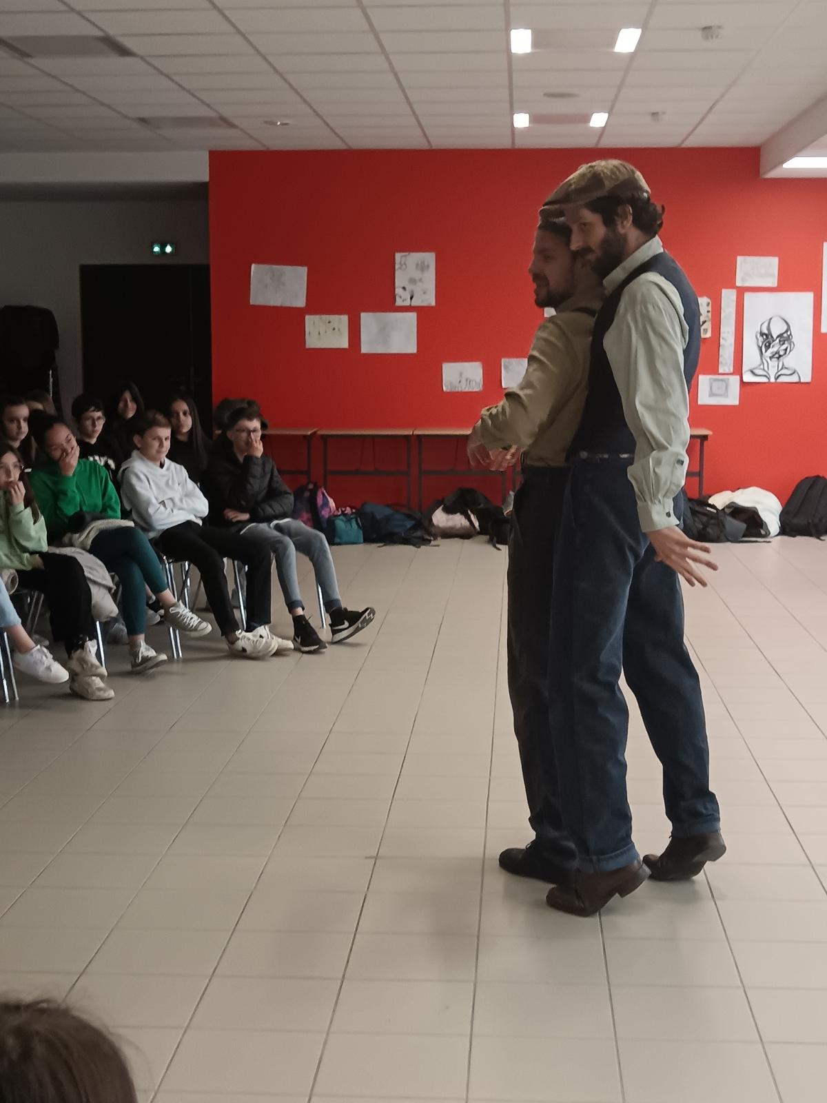 Théâtre au collège